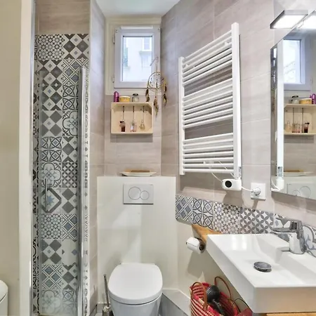 Former For 4 People In Epinette